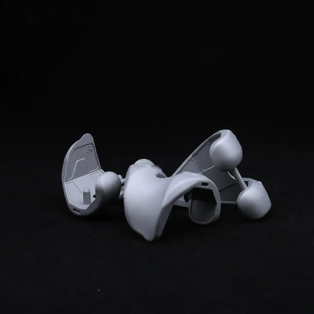 Precision Medial Femoral Condyle &#038; Plateau Knee Implants
